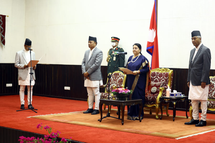 कानुन मन्त्रीमा शर्मा नियुक्त, बडूले वाणिज्य मन्त्रालय सम्हाल्ने